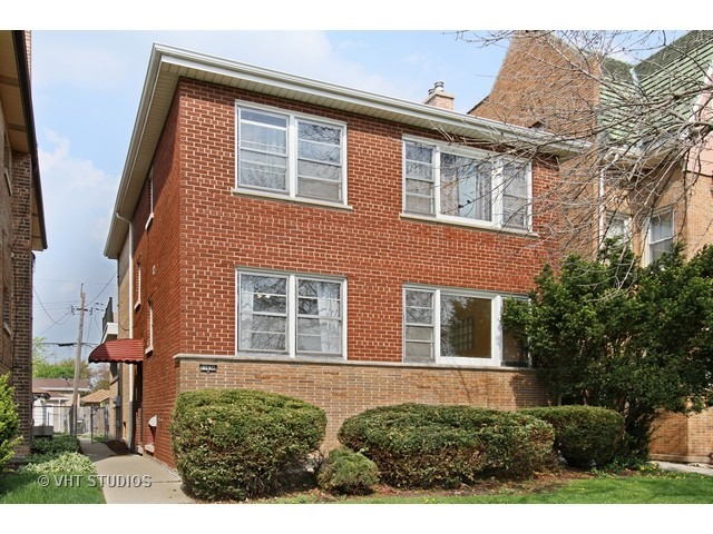 11636 S Artesian Ave, Chicago, IL 60655 photo 1