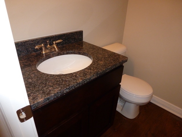 621 E Devon Ave, Roselle, IL 60172 photo 17