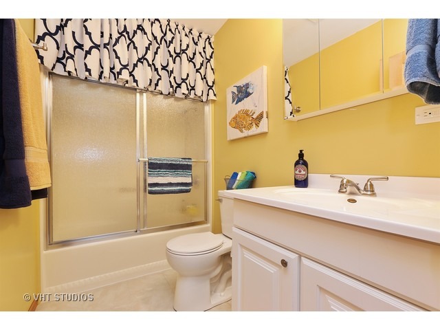 1504 Sunset Dr, Mchenry, IL 60051 photo 12