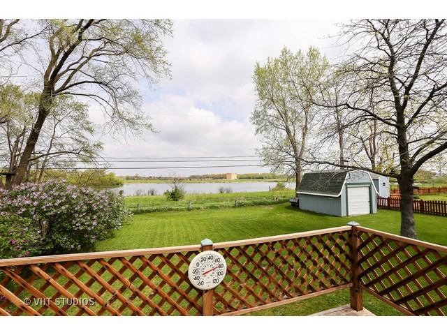 1504 Sunset Dr, Mchenry, IL 60051 photo 13