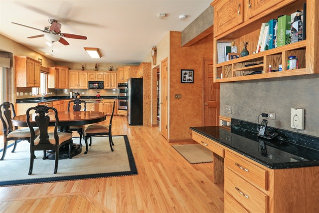 445 N Maple Ave, Elmhurst, IL 60126 photo 7