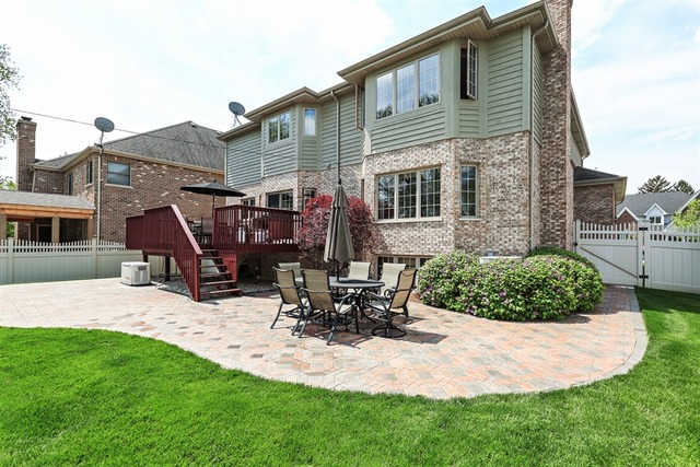 445 N Maple Ave, Elmhurst, IL 60126 photo 23