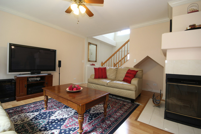 735 Timothy Ct, Dundee, IL 60118 photo 4