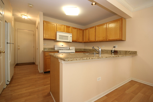 735 Timothy Ct, Dundee, IL 60118 photo 8