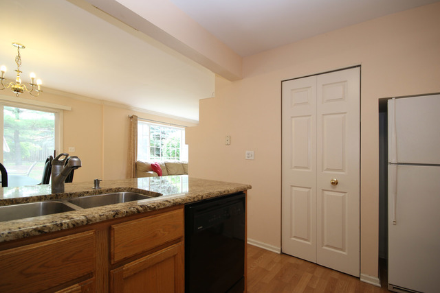 735 Timothy Ct, Dundee, IL 60118 photo 10