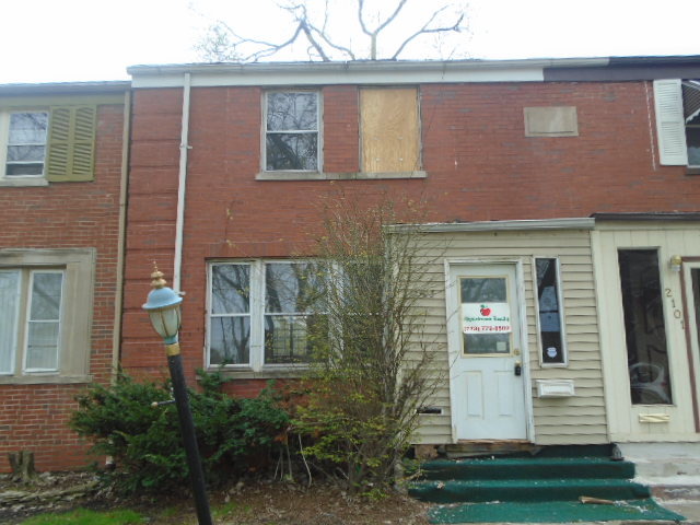 2103 E 99th St, Chicago, IL 60617 photo 1