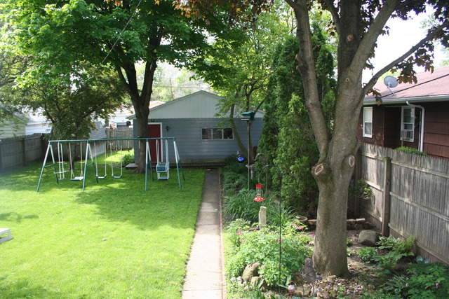 1056 W Hickory St, Kankakee, IL 60901 photo 16