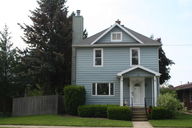 1056 W Hickory St, Kankakee, IL 60901 photo 1