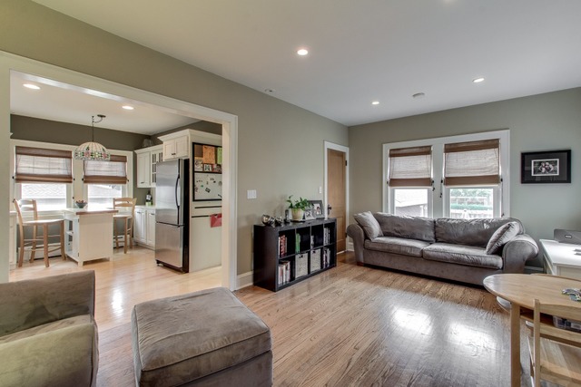 9218 Springfield Ave, Evanston, IL 60203 photo 7