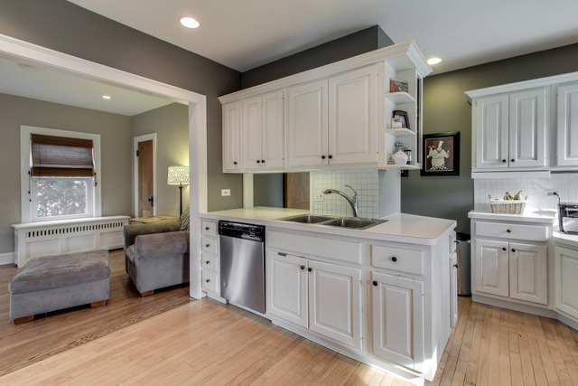 9218 Springfield Ave, Evanston, IL 60203 photo 8