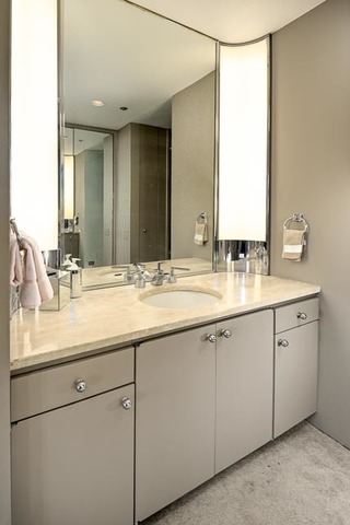 180 E Pearson St #7105, Chicago, IL 60611 photo 17