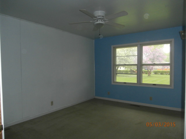 529 E 3rd St, Herscher, IL 60941 photo 9