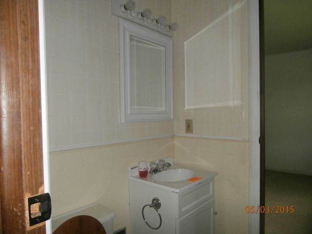 529 E 3rd St, Herscher, IL 60941 photo 11