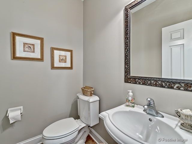 834 S Wright St, Naperville, IL 60540 photo 12