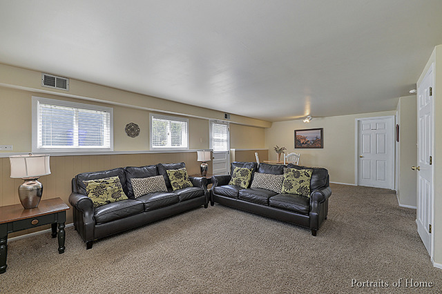 1251 Golf Cir, Wheaton, IL 60189 photo 13
