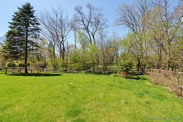 1251 Golf Cir, Wheaton, IL 60189 photo 17