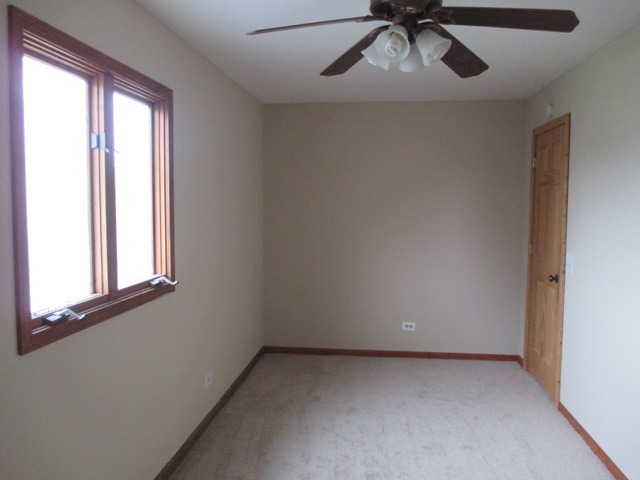 11 Starboard Ct, Grayslake, IL 60030 photo 16