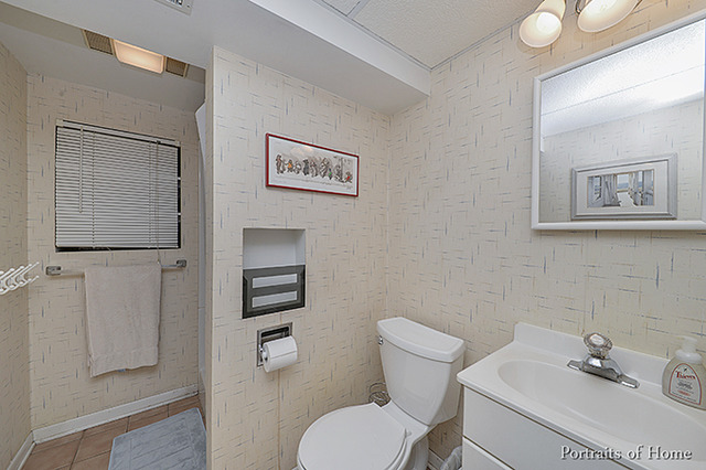 810 S Chase St, Wheaton, IL 60189 photo 18