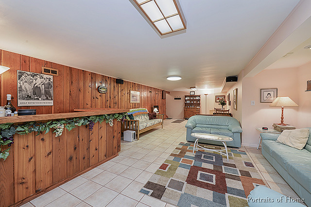 810 S Chase St, Wheaton, IL 60189 photo 17