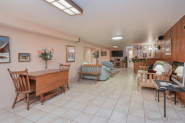 810 S Chase St, Wheaton, IL 60189 photo 15