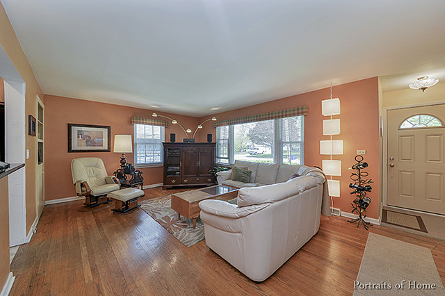 810 S Chase St, Wheaton, IL 60189 photo 6