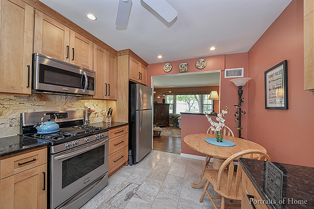 810 S Chase St, Wheaton, IL 60189 photo 9