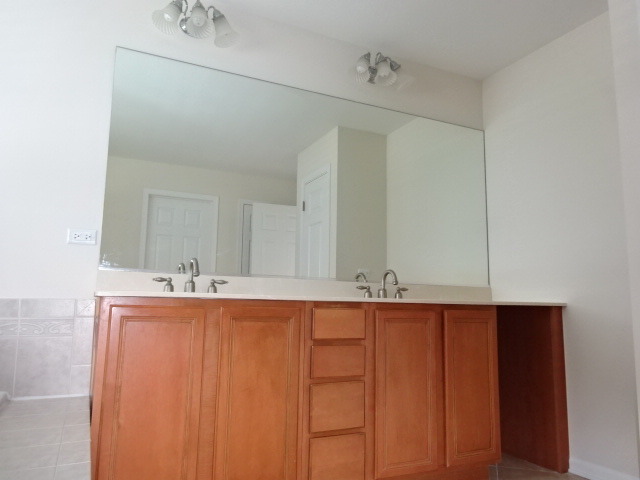 13442 Kerr St, Plainfield, IL 60585 photo 13