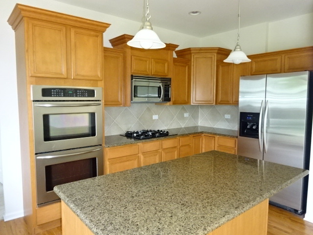13442 Kerr St, Plainfield, IL 60585 photo 6