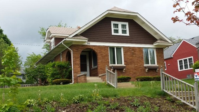 316 Hamilton Ave, Elgin, IL 60123 photo 2