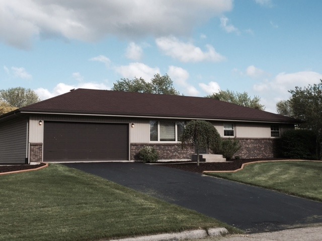 119 Barry Ave, Byron, IL 61010 photo 1