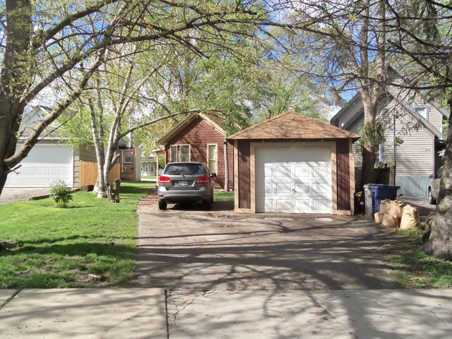 675 Villa St, Elgin, IL 60120 photo 13