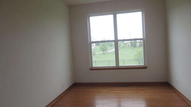 361 Veronica Cir, Bartlett, IL 60103 photo 5