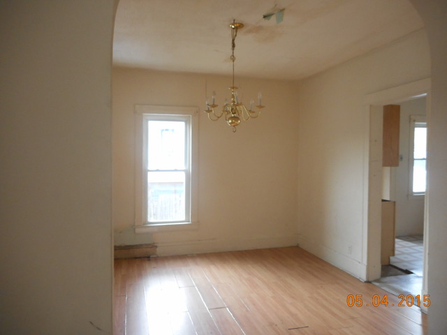 241 S Evergreen Ave, Kankakee, IL 60901 photo 5