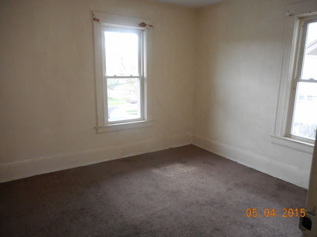 241 S Evergreen Ave, Kankakee, IL 60901 photo 9