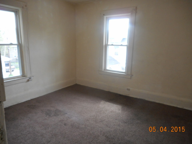 241 S Evergreen Ave, Kankakee, IL 60901 photo 10