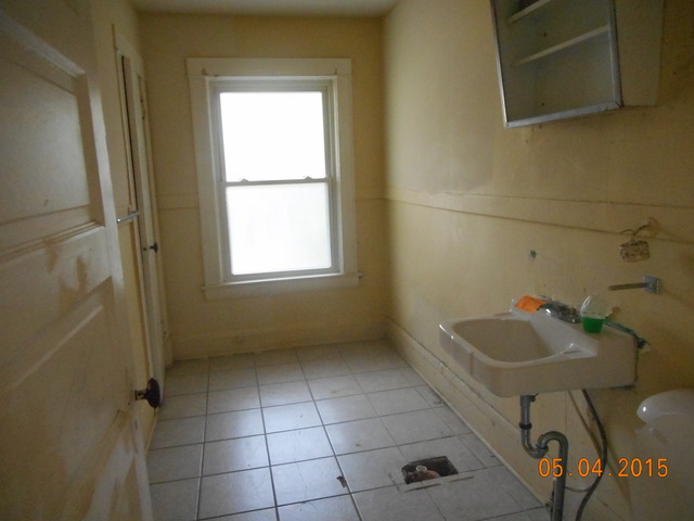 241 S Evergreen Ave, Kankakee, IL 60901 photo 13