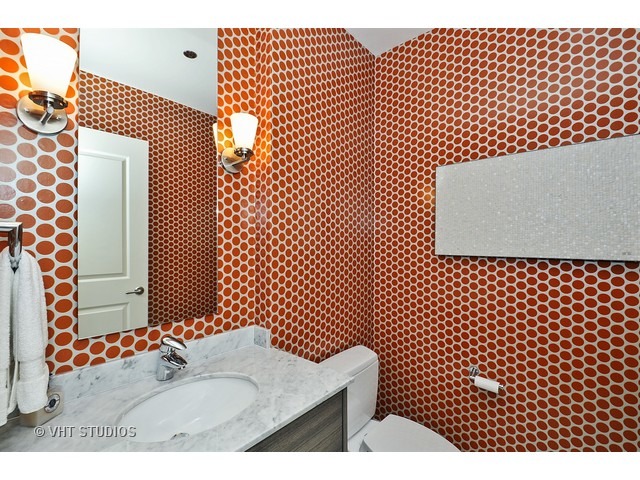10 E Delaware Pl #14c, Chicago, IL 60611 photo 9