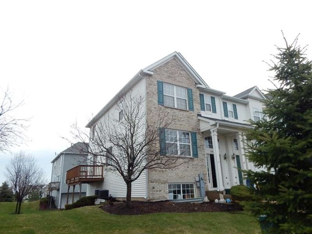 14517 Thomas Jefferson Dr, Plainfield, IL 60544 photo 2