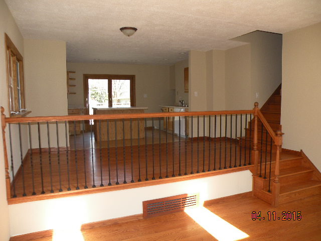 2002 E Kiowa Ln, Mount Prospect, IL 60056 photo 3