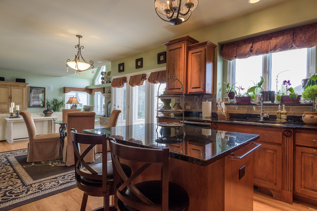 13439 Skyline Dr, Plainfield, IL 60585 photo 8