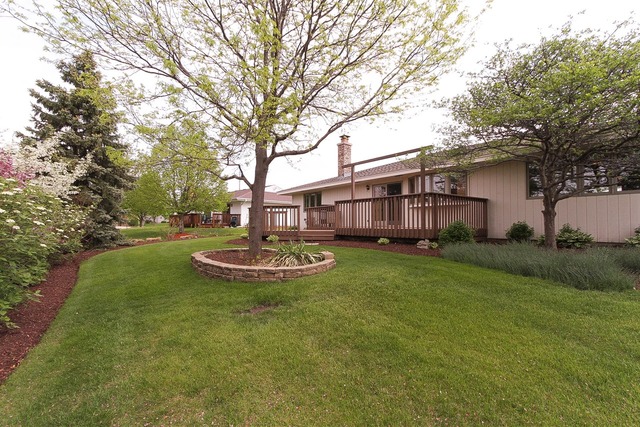856 Middleton Ln, Bartlett, IL 60103 photo 23