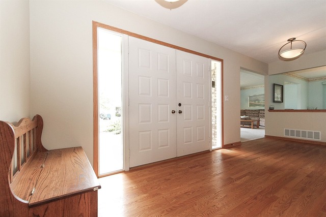856 Middleton Ln, Bartlett, IL 60103 photo 10