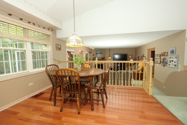 2124 Riverside Dr, Plainfield, IL 60586 photo 8
