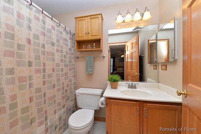 2129 Pointe Blvd, Aurora, IL 60504 photo 14