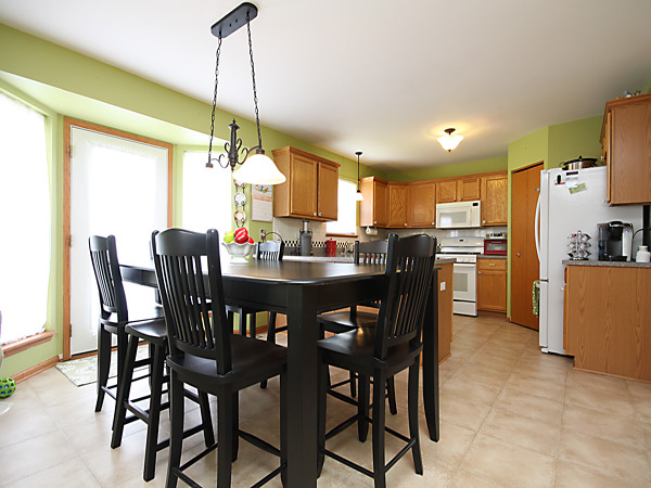 5714 Arbor Gate Dr, Plainfield, IL 60586 photo 4