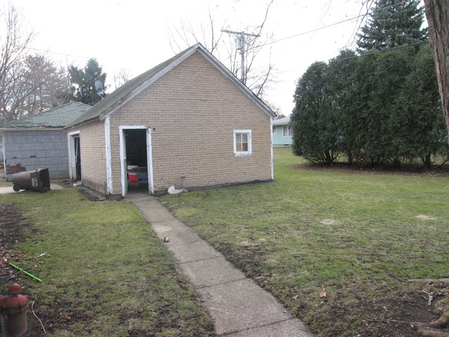412 W Corning Ave, Peotone, IL 60468 photo 17