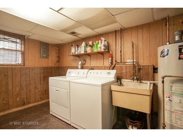 363 S Westgate Rd, Des Plaines, IL 60016 photo 12