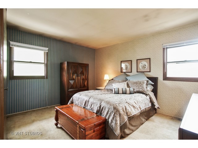 363 S Westgate Rd, Des Plaines, IL 60016 photo 5