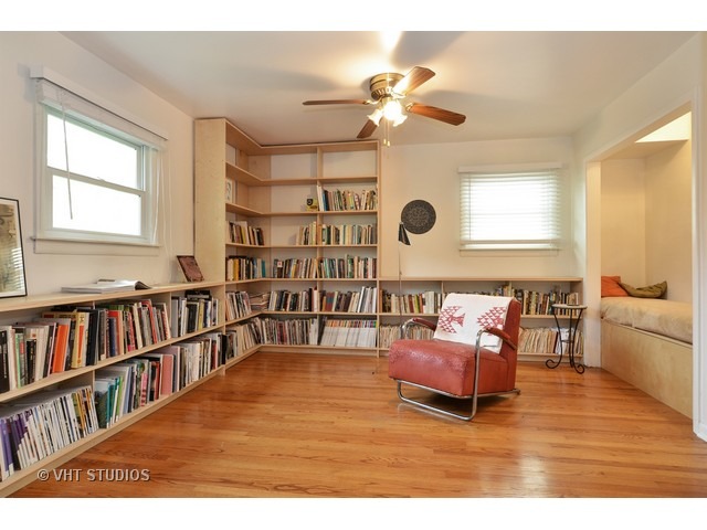 1430 Wilder St, Evanston, IL 60202 photo 9