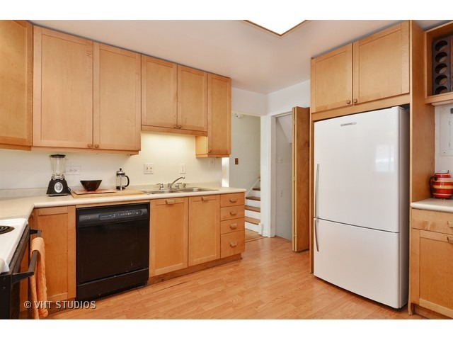 1430 Wilder St, Evanston, IL 60202 photo 3